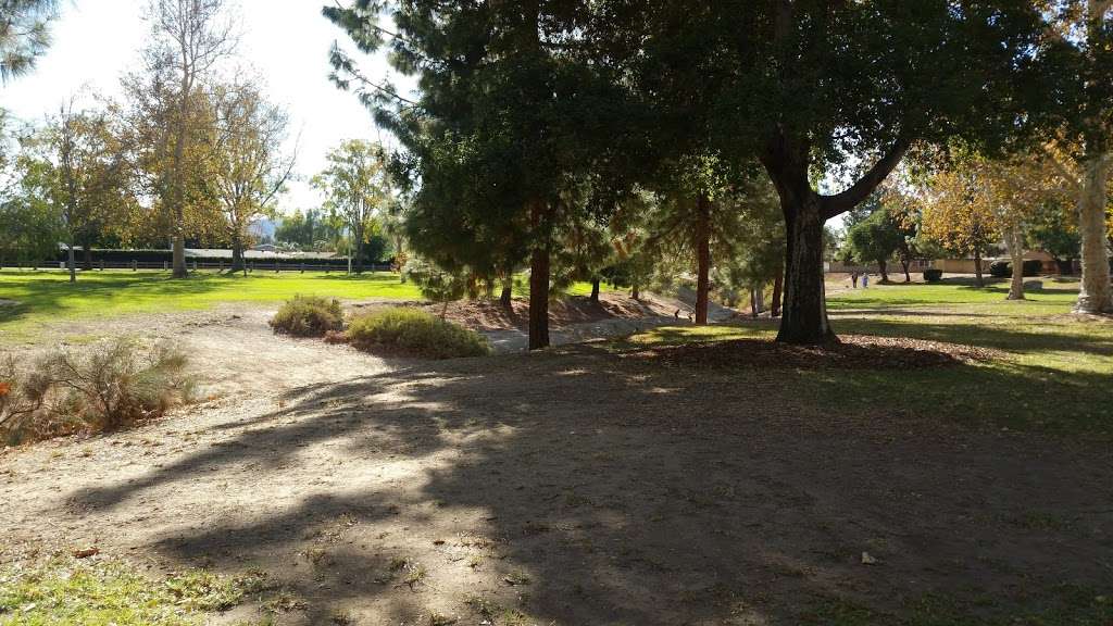 Simi Hills Neighborhood Park | 5031 Alamo St, Simi Valley, CA 93063, USA | Phone: (805) 584-4400