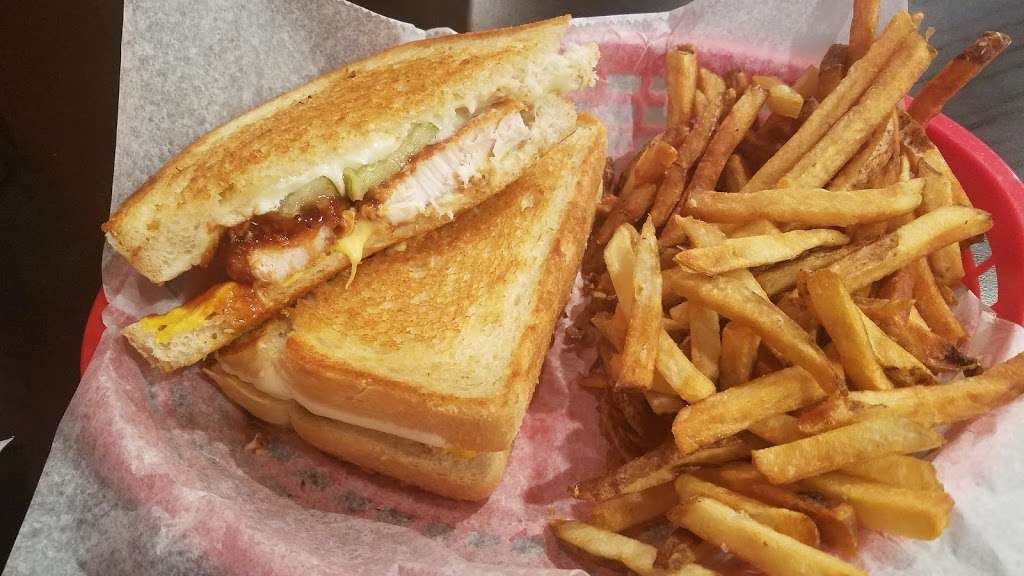 Steves Grilled Cheese and Quesadilla Company | 804 N White Horse Pike, Stratford, NJ 08084, USA | Phone: (856) 344-7758