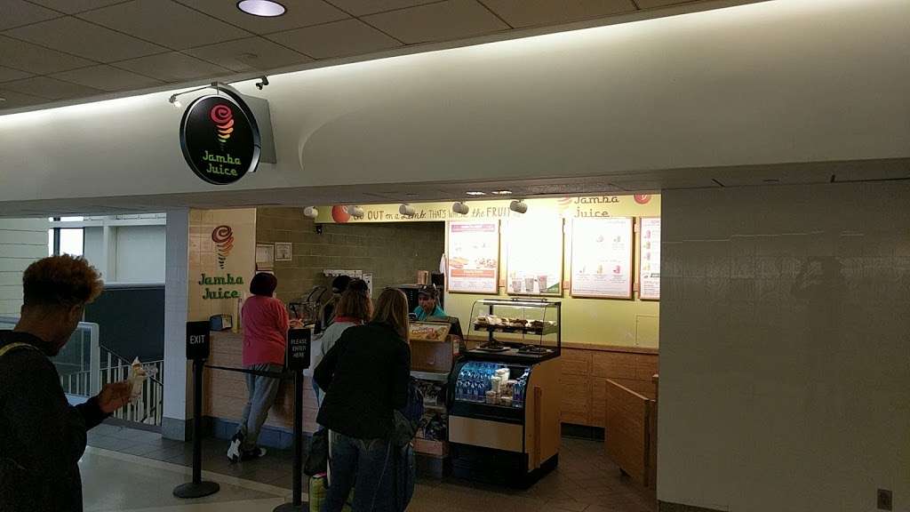 Jamba Juice | Terminal D adjacent to Gate D, 6, Philadelphia, PA 19153, USA | Phone: (215) 365-2589