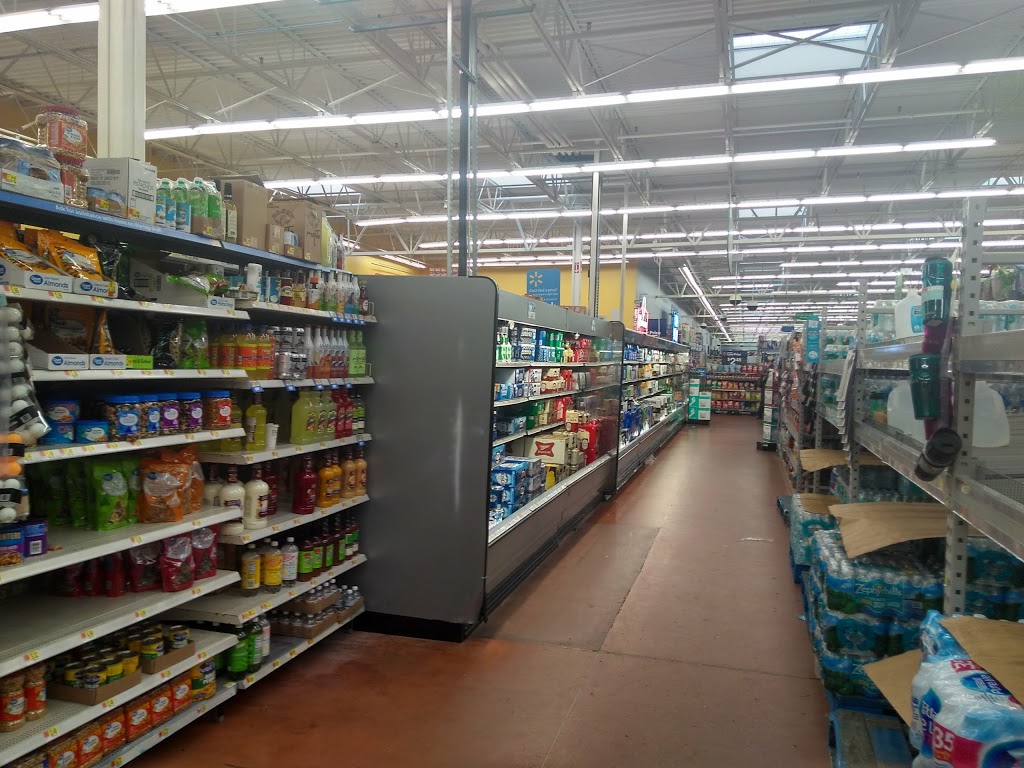 Shopping at Walmart Supercenter on Vineland Road in Kissimmee, Florida -  Store 5420 