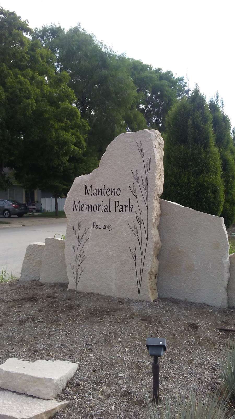 Manteno Memorial Park | 143-199 E Co Hwy 9, Manteno, IL 60950
