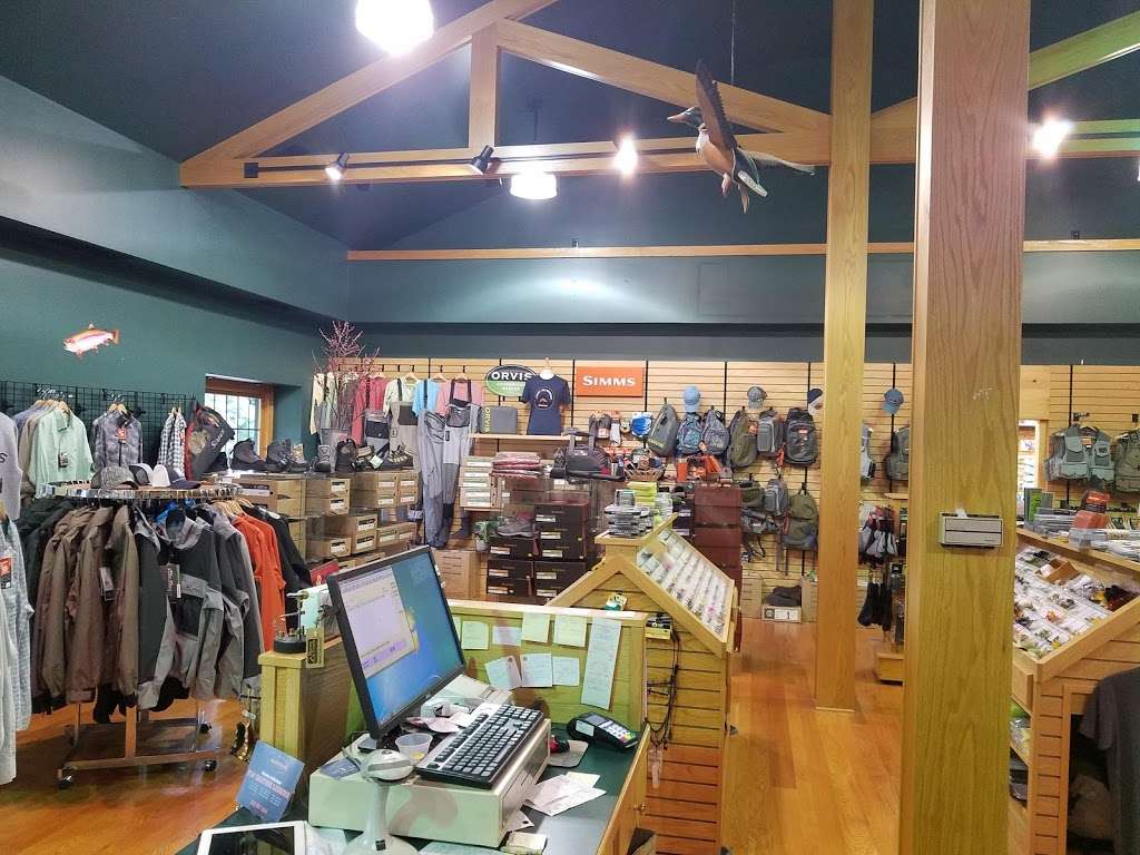 Mainstream Outfitters Inc | 1127 N Easton Rd, Doylestown, PA 18902, USA | Phone: (215) 766-1244