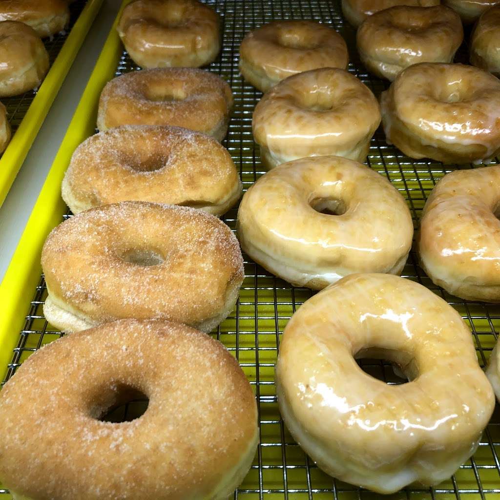 Pins Donuts | 10211 Cypresswood Dr Suit 100, Houston, TX 77070, USA | Phone: (832) 696-7223