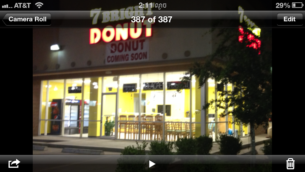 7 Bright Donut | 1901 Allen Genoa Rd, Pasadena, TX 77502, USA | Phone: (713) 534-0851