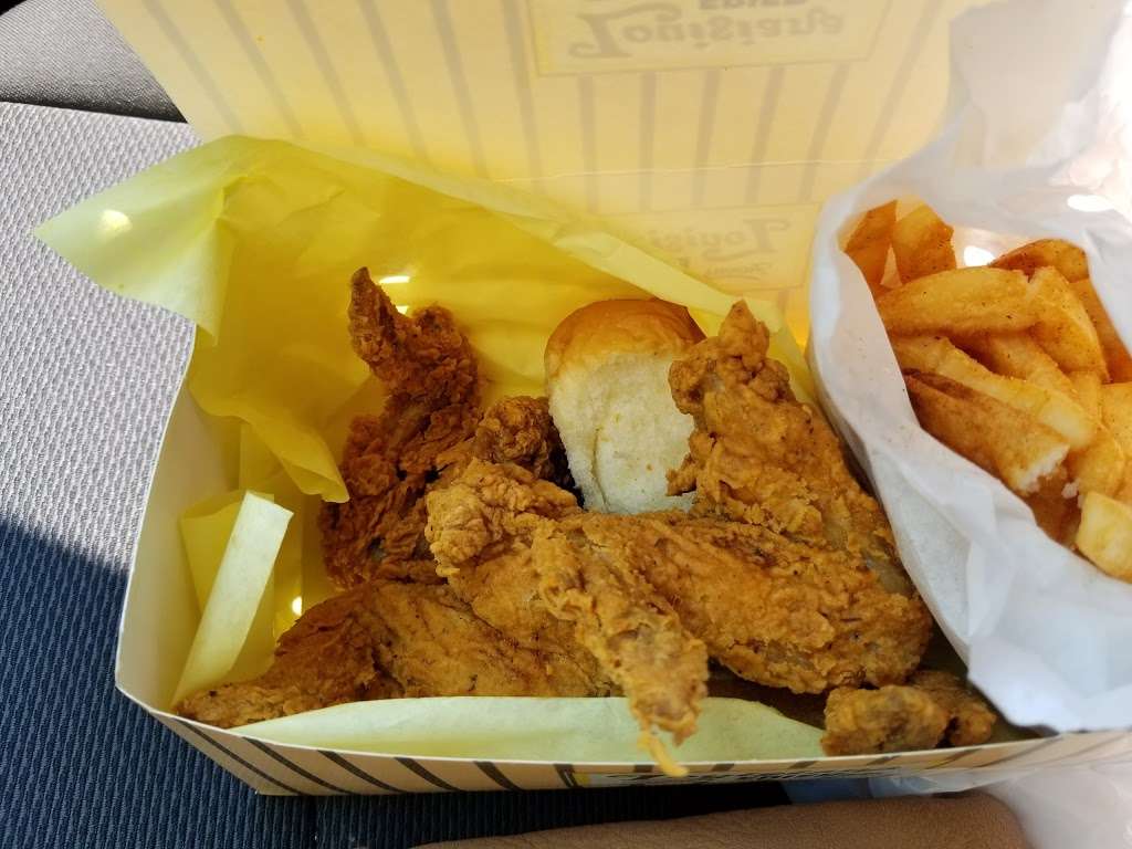 Louisiana Fried Chicken | 7119 FM 1464, Richmond, TX 77407 | Phone: (346) 309-2768