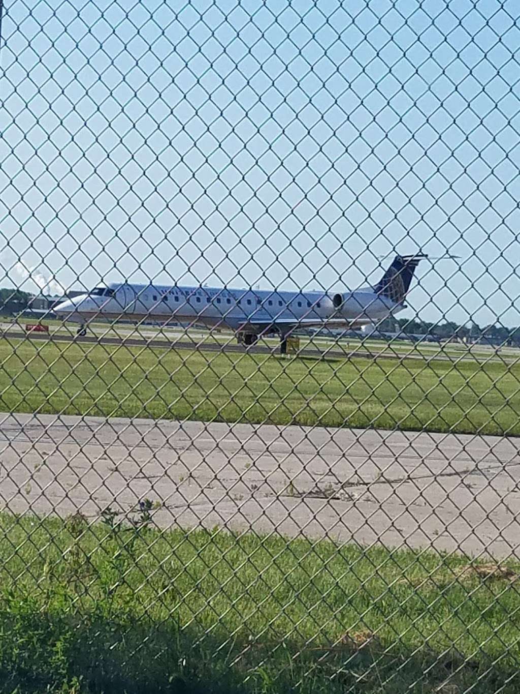 Mitchell Airport Park | 4446 S Logan Ave, Milwaukee, WI 53207, USA | Phone: (414) 257-7275