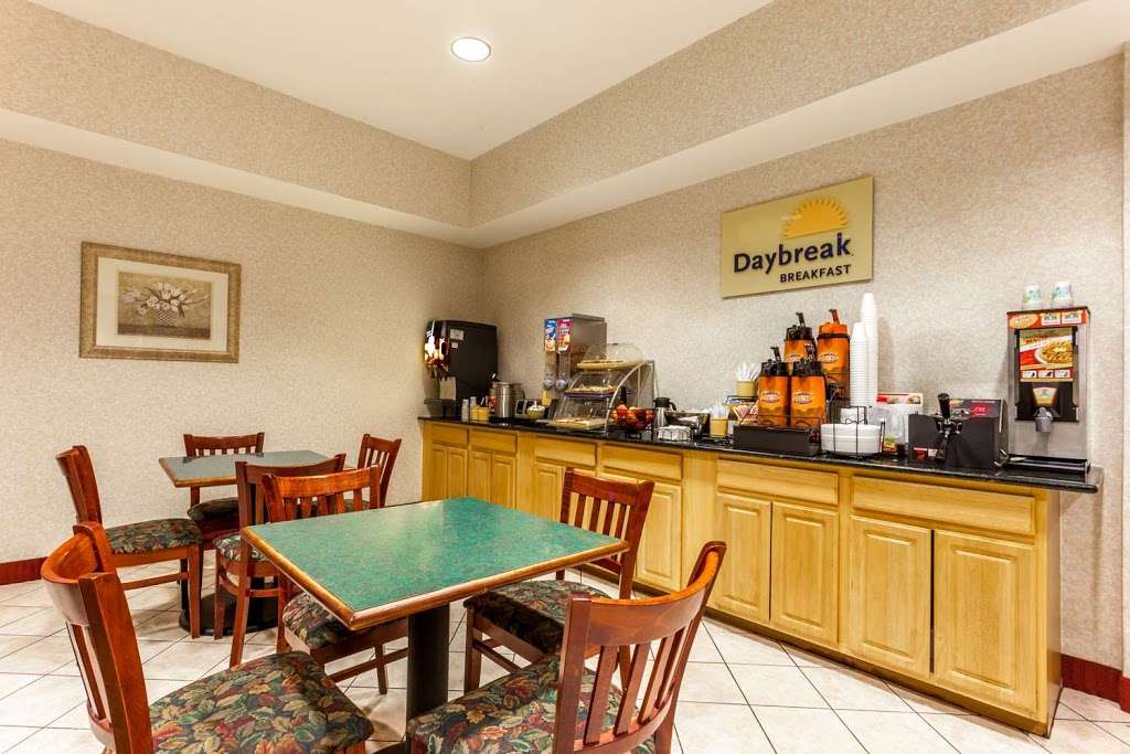 Days Inn by Wyndham Manassas | 7611 Centreville Rd, Manassas, VA 20111 | Phone: (703) 659-4379