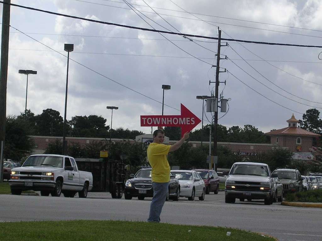 Avenue Ads | 732 Highgrove Park, Houston, TX 77024, USA | Phone: (713) 503-7898