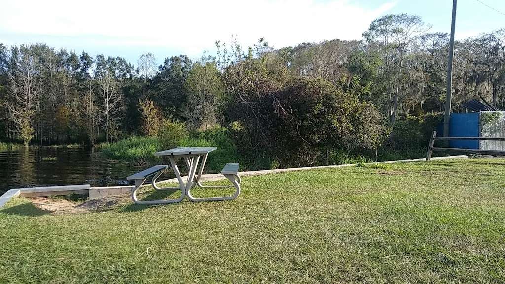 Lake Hatcineha Resort and RV Park | 151 Catfish St, Haines City, FL 33844, USA | Phone: (863) 242-0174