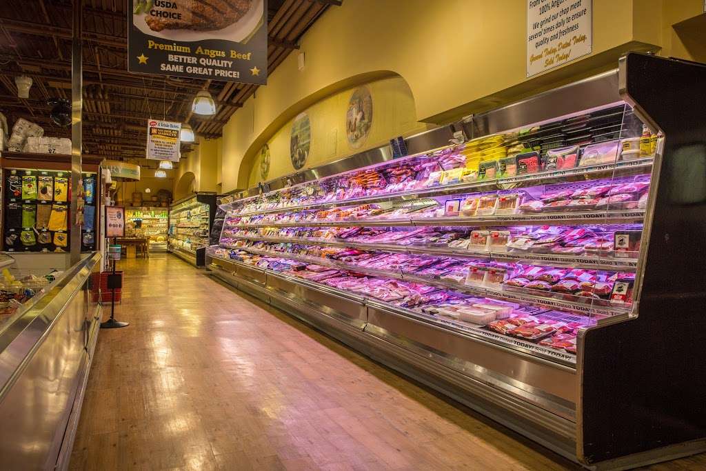 Super Foodtown of North Haledon | 1068 High Mountain Rd, North Haledon, NJ 07508, USA | Phone: (973) 423-5506