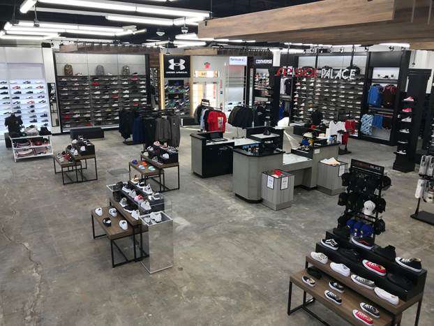 Shoe Palace | 284 Nut Tree Rd, Vacaville, CA 95687, USA | Phone: (707) 514-0291