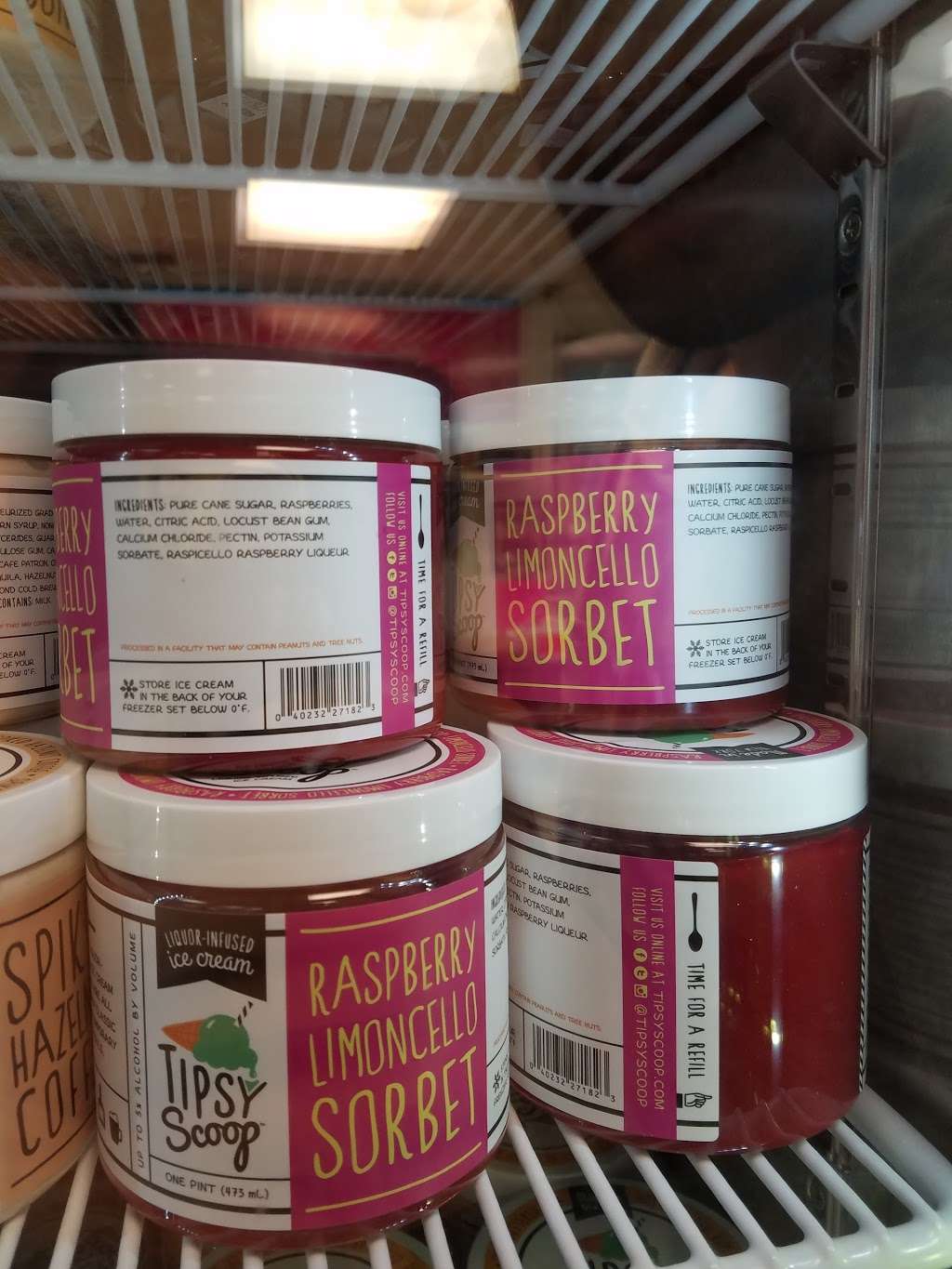 Daddys Dairy | 549 N Main St, Randolph, MA 02368, USA | Phone: (781) 986-6630