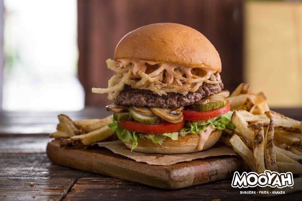 MOOYAH Burgers, Fries & Shakes | 441 Elizabeth Ave, Somerset, NJ 08873 | Phone: (732) 595-5250