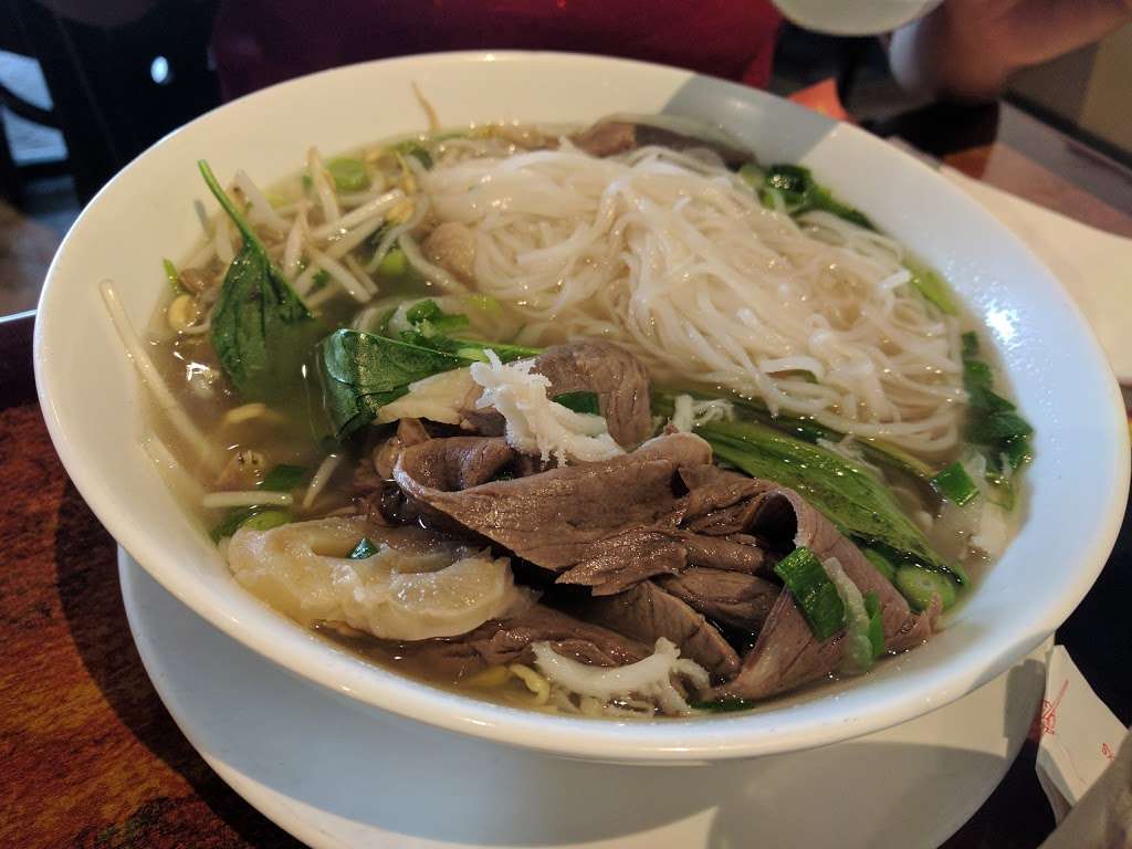 Pho Saigon | 1100 S Christopher Columbus Blvd #22, Philadelphia, PA 19147 | Phone: (267) 773-7305