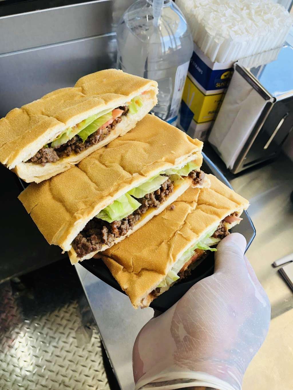 El sandwichon | Clermont, FL 34714, USA | Phone: (407) 341-7771