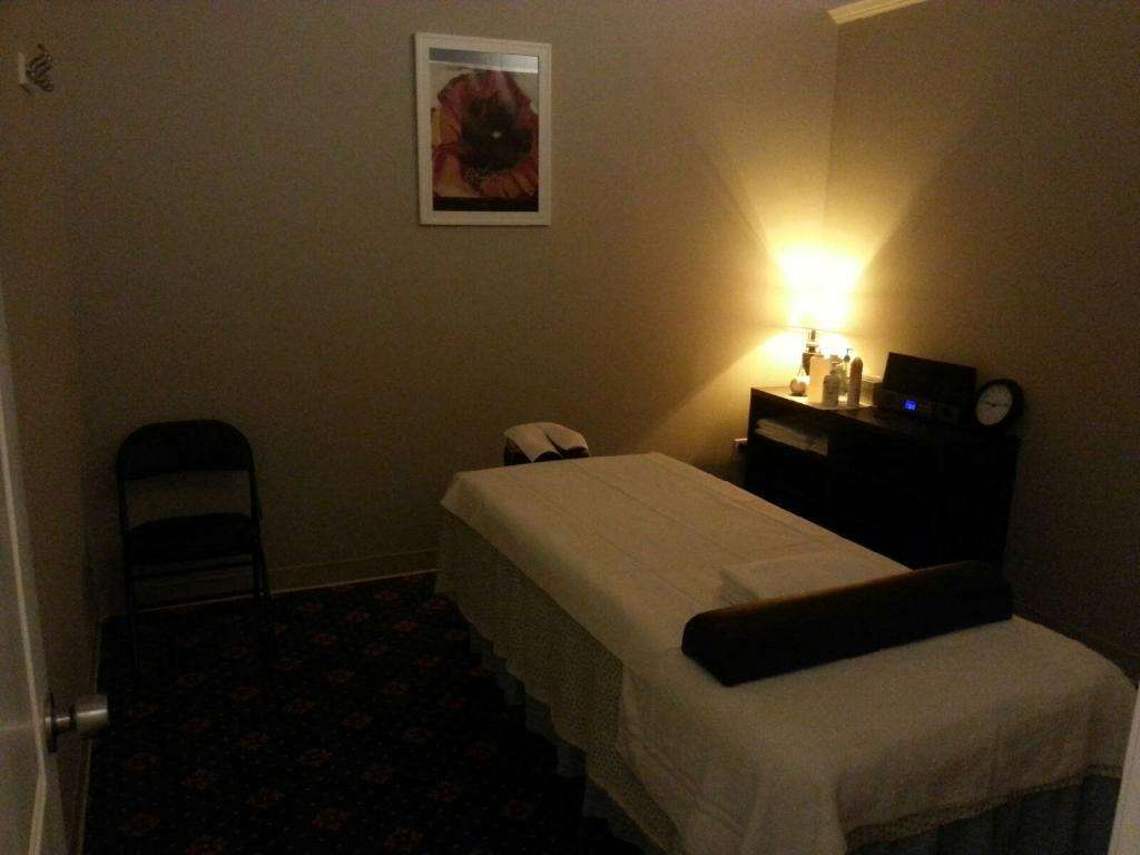 7 spa Massage | 1732 Ogden Ave, Downers Grove, IL 60515 | Phone: (630) 755-1839