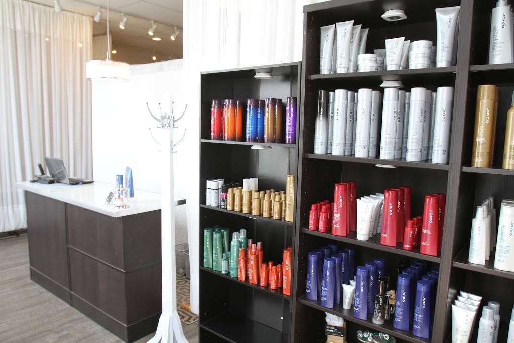 Moni Hair Boutique | 1825 Manning Rd #300, Tecumseh, ON N8N 2L9, Canada | Phone: (519) 956-9599