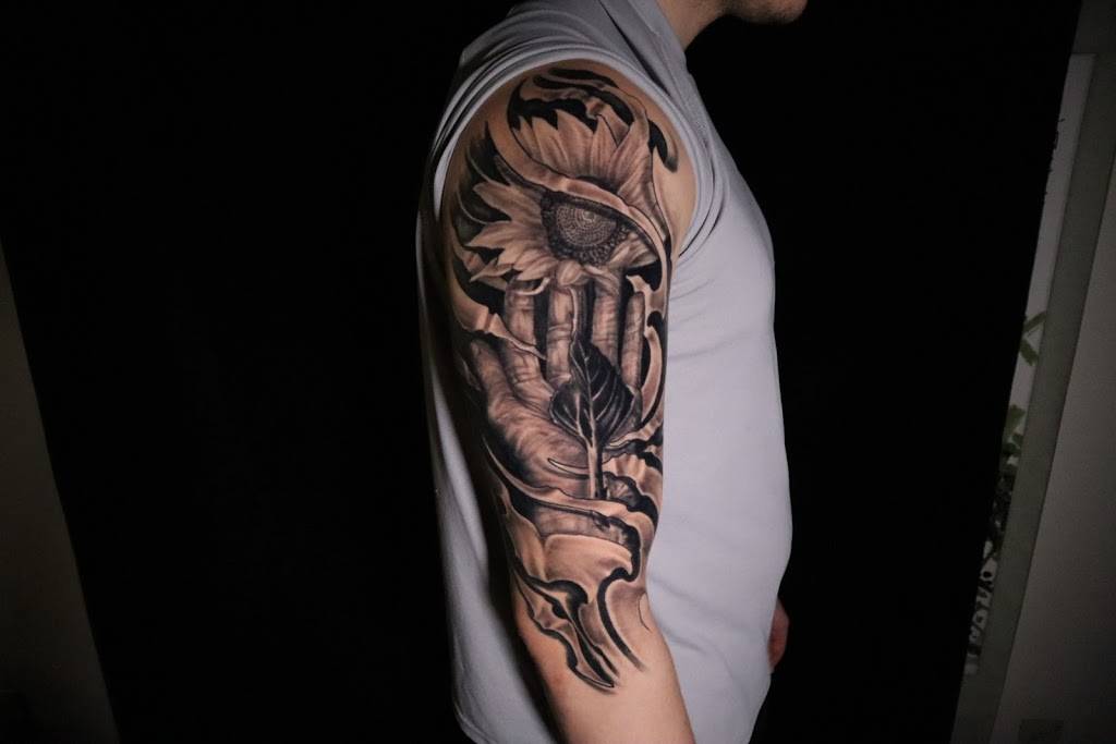 Born n Raised Tattoo Gallery Inc | 8890 Porter Rd, Niagara Falls, NY 14304, USA | Phone: (716) 297-0527