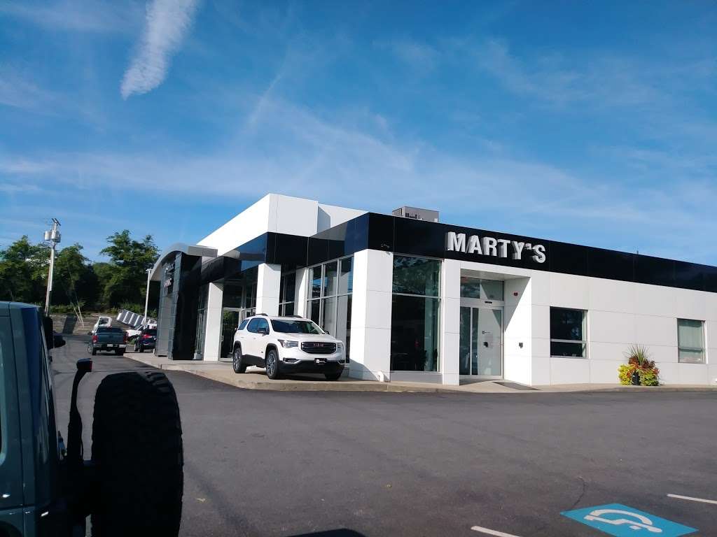 Martys Buick GMC | 5 Kingston Collection Way, Kingston, MA 02364 | Phone: (781) 936-0081