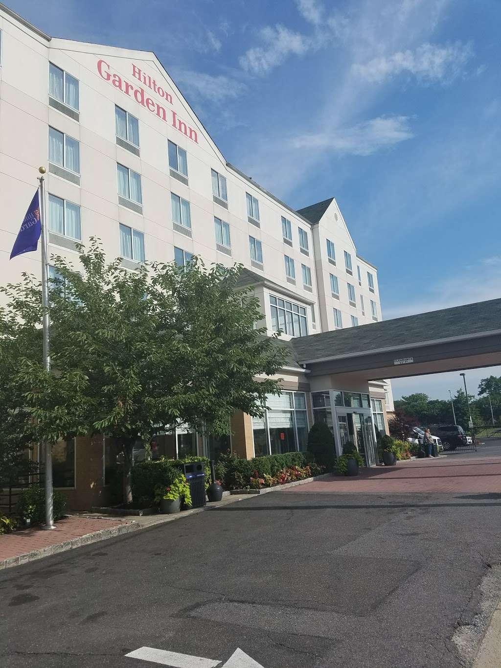 Hilton Garden Inn Queens/JFK Airport | 148-18 134th St, Jamaica, NY 11430, USA | Phone: (718) 322-4448