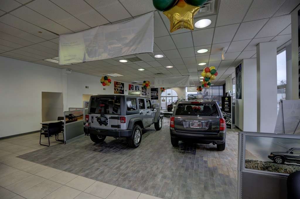 South Chicago Dodge Chrysler Jeep | 7340 S Western Ave, Chicago, IL 60636, USA | Phone: (773) 476-7800