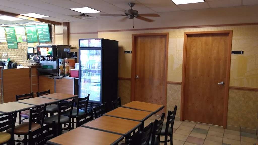 Subway Restaurants | 120 West 38th Street, Indianapolis, IN 46208 | Phone: (317) 931-1246