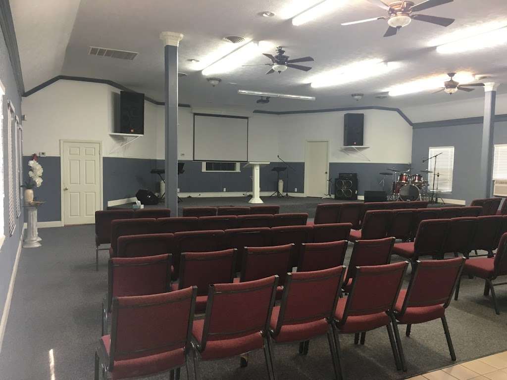 Primera Iglesia Bautista | 1224 N 9th St, Conroe, TX 77301 | Phone: (936) 539-1999