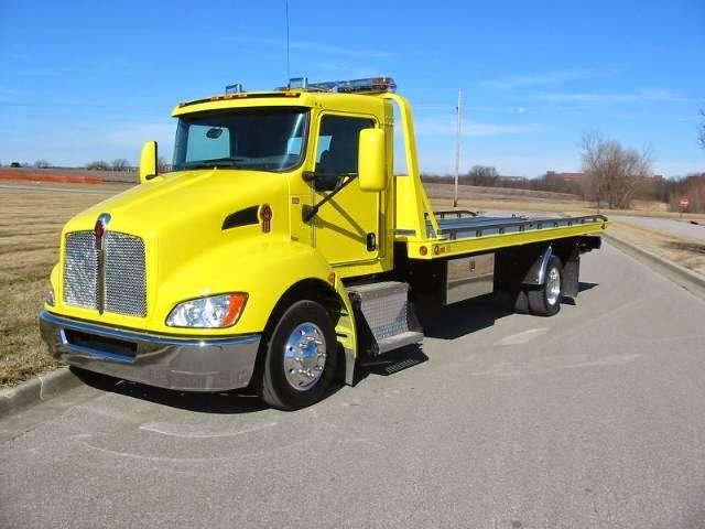 Meyer Truck Center Inc | 19930 159th St, Olathe, KS 66062 | Phone: (913) 764-2000