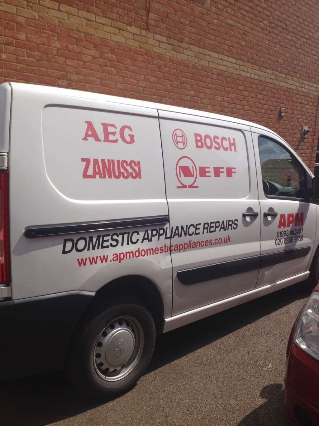APM Domestic Appliance repairs, Washing machine, Dishwasher & El | 44 Kennedy Ave, Hoddesdon EN11 8NW, UK | Phone: 01992 463401