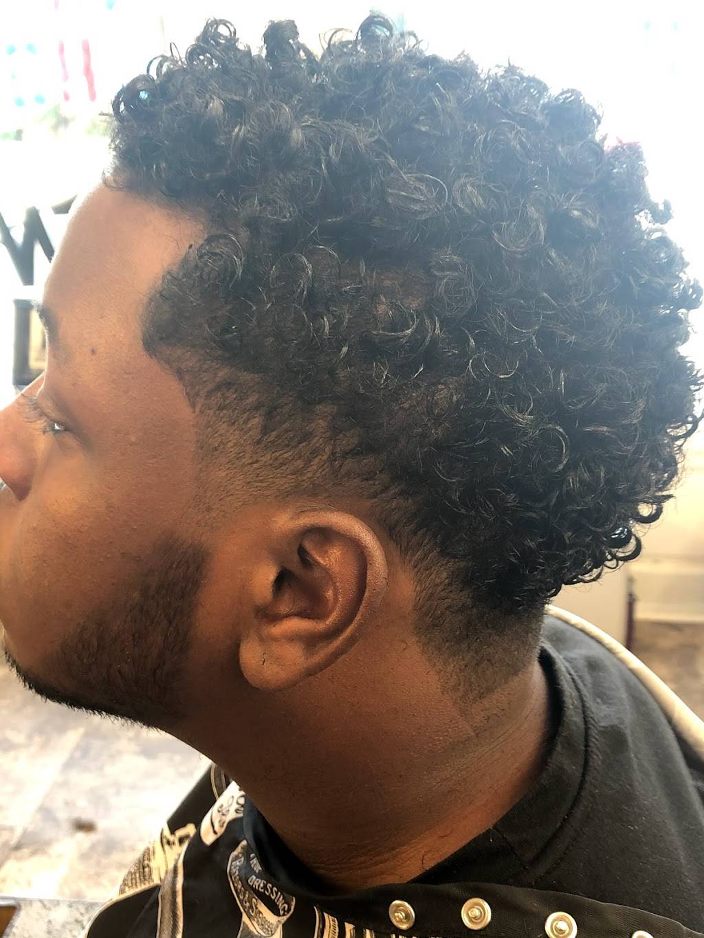 Qs Stylz and Cuts #2 | 119 Lindeman Ave, Dupo, IL 62239, USA | Phone: (618) 286-3711