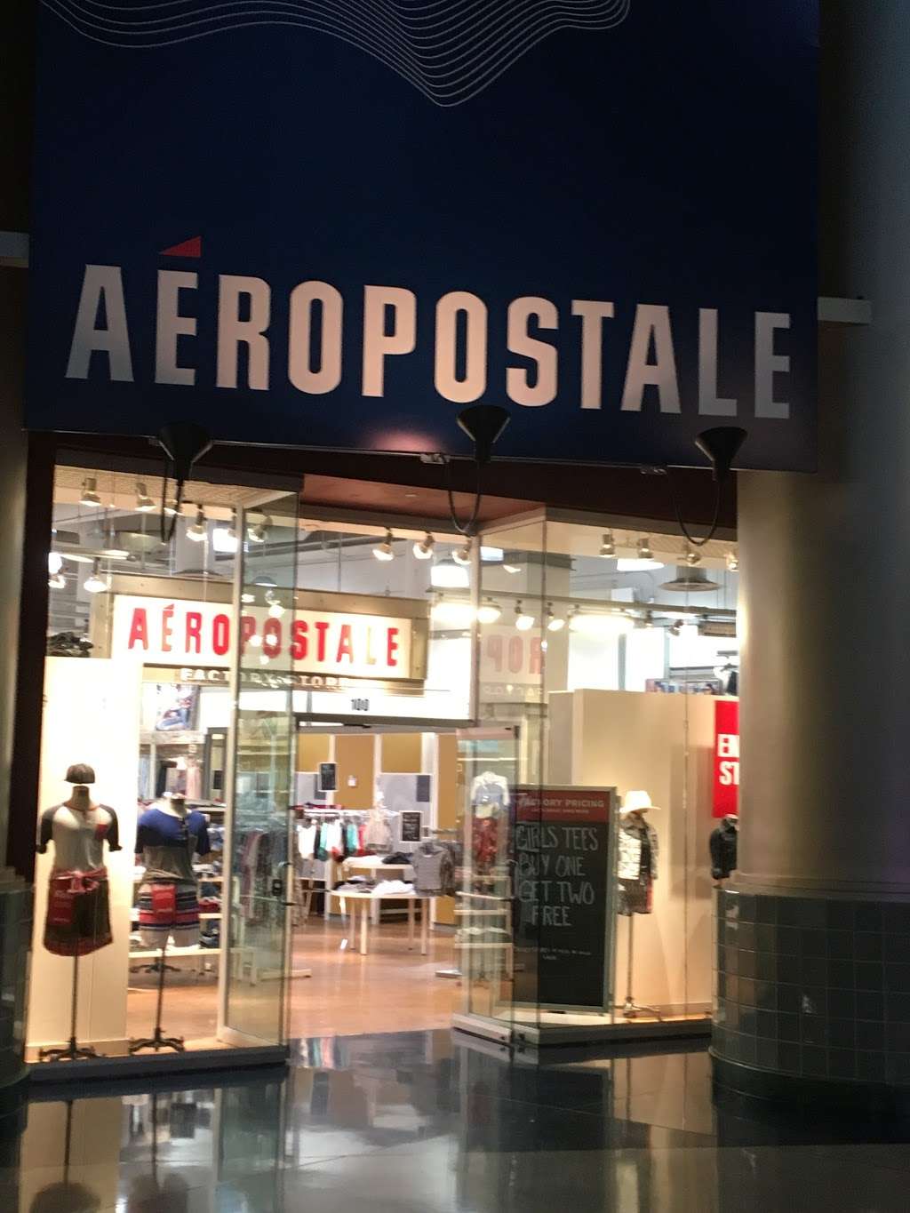 Aéropostale | 32100 S Las Vegas Blvd, Primm, NV 89019, USA | Phone: (702) 874-2384