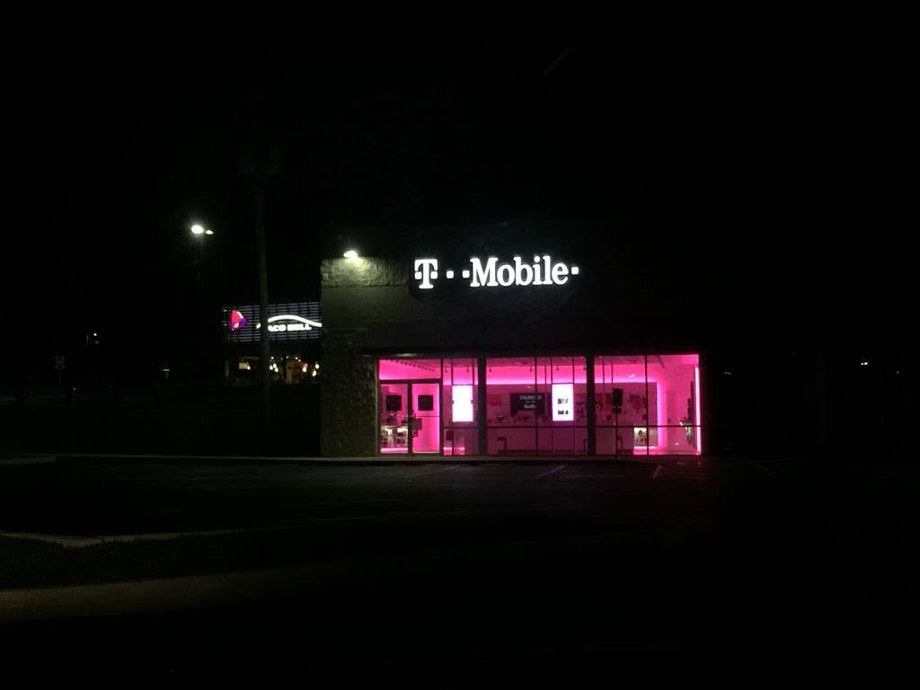 T-Mobile | 884 E Main St, Ephrata, PA 17522, USA | Phone: (385) 274-2487