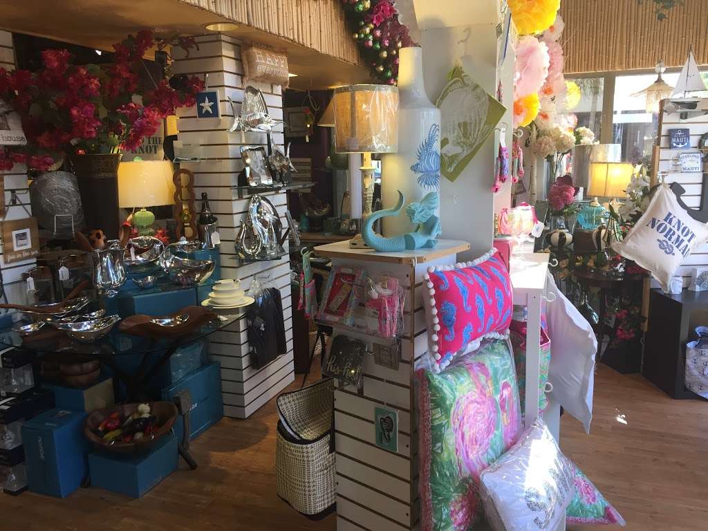 Digs N Gifts | 258 Commercial Blvd, Lauderdale-By-The-Sea, FL 33308 | Phone: (954) 938-0101