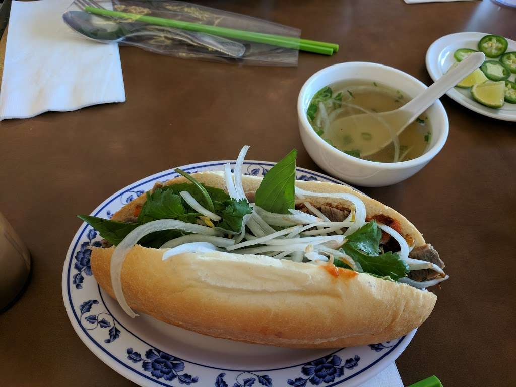 Pho One | 11148 Westheimer Rd, Houston, TX 77042, USA | Phone: (713) 917-0351