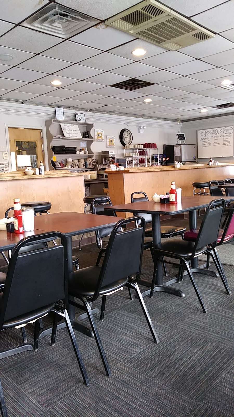 White Horse Diner | 5408 W Lincoln Hwy, Thomasville, PA 17364, USA | Phone: (717) 792-0864