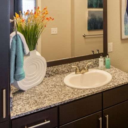 Lopek Group LLC DBA: Bowie Cabinets and Countertops | 2709 Market St, Garland, TX 75041, USA | Phone: (469) 261-1844