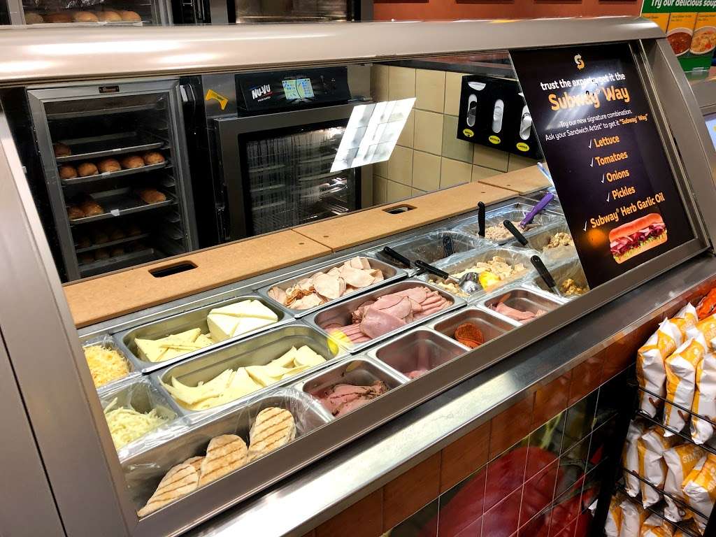 Subway Restaurants | 27642 Antonio Pkwy H2, Ladera Ranch, CA 92694 | Phone: (949) 329-1095