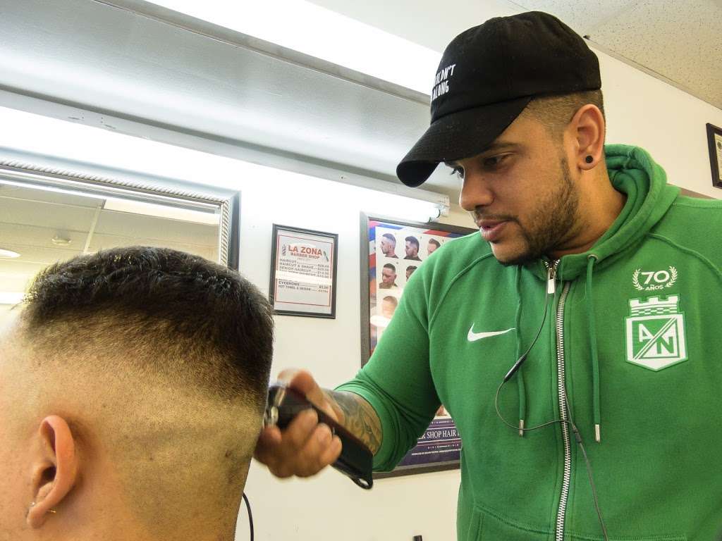 La Zona Barber Shop And Beauty Salon | 6 Broad St, Nashua, NH 03064, USA | Phone: (781) 469-8263