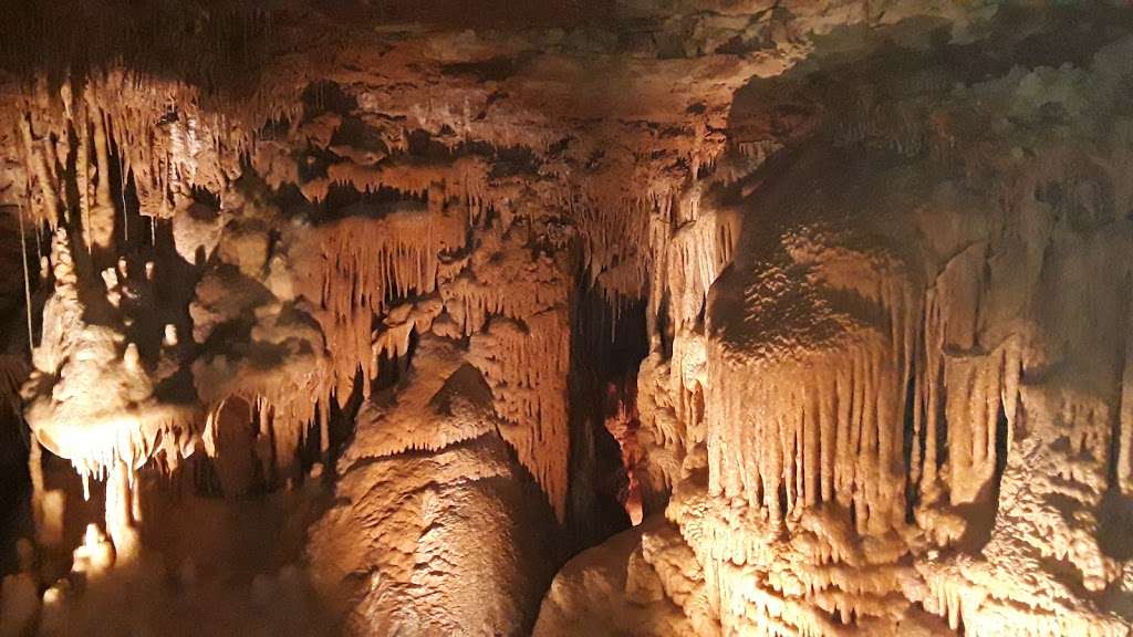 San Antonio Natural Bridge Caverns | Pvt Rd at FM 3009, San Antonio, TX 78266, USA