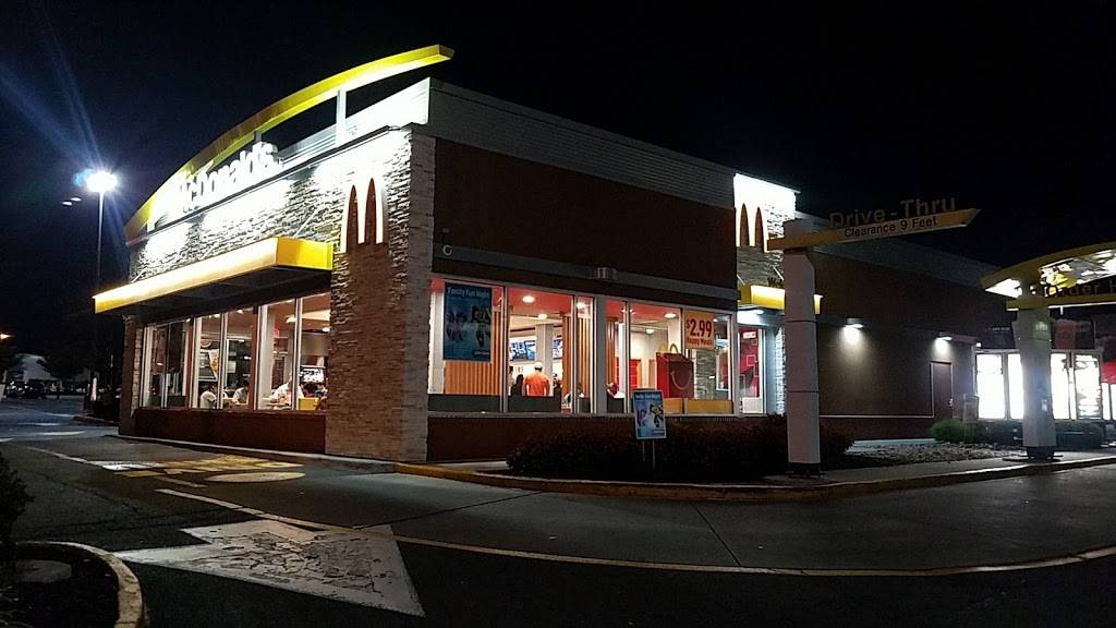 McDonalds | 7265 Arlington Blvd, Falls Church, VA 22042, USA | Phone: (703) 208-3525