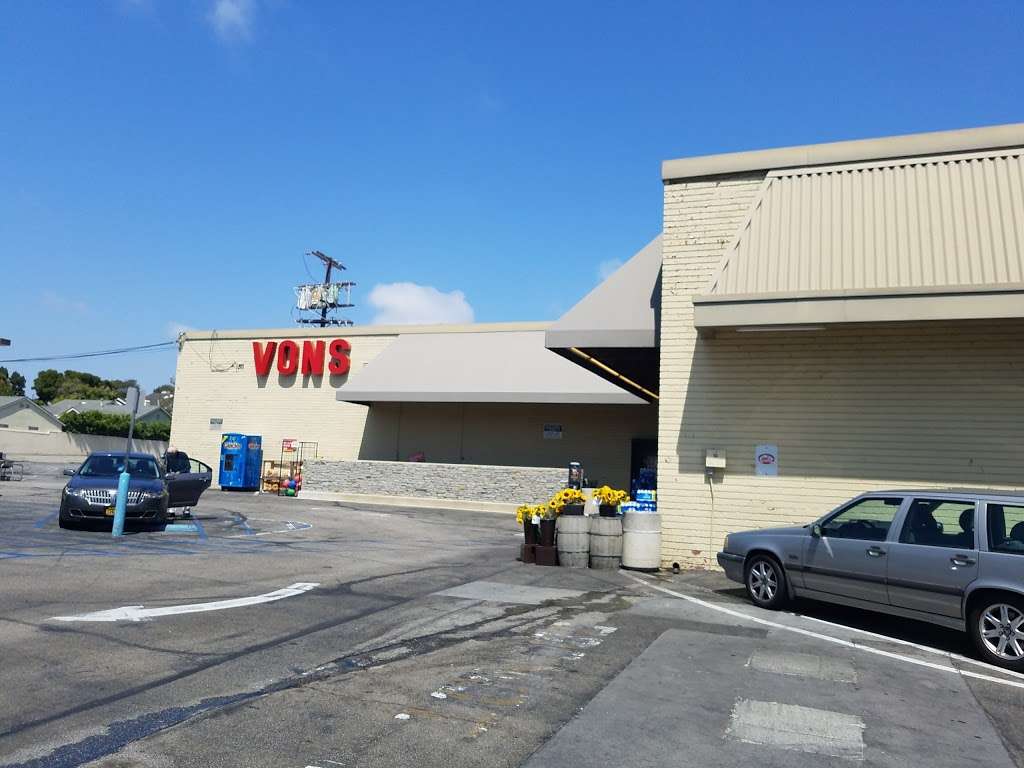 Vons | 6571 W 80th St, Los Angeles, CA 90045, USA | Phone: (310) 641-9423