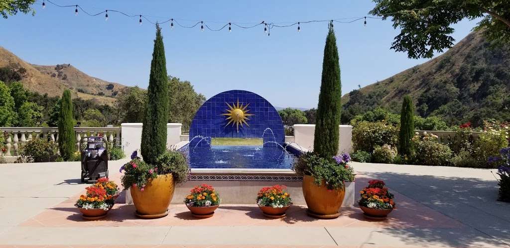 Chapel of Our Lady of the Most Holy Trinity | Santa Paula, CA 93060 | Phone: (805) 525-4417