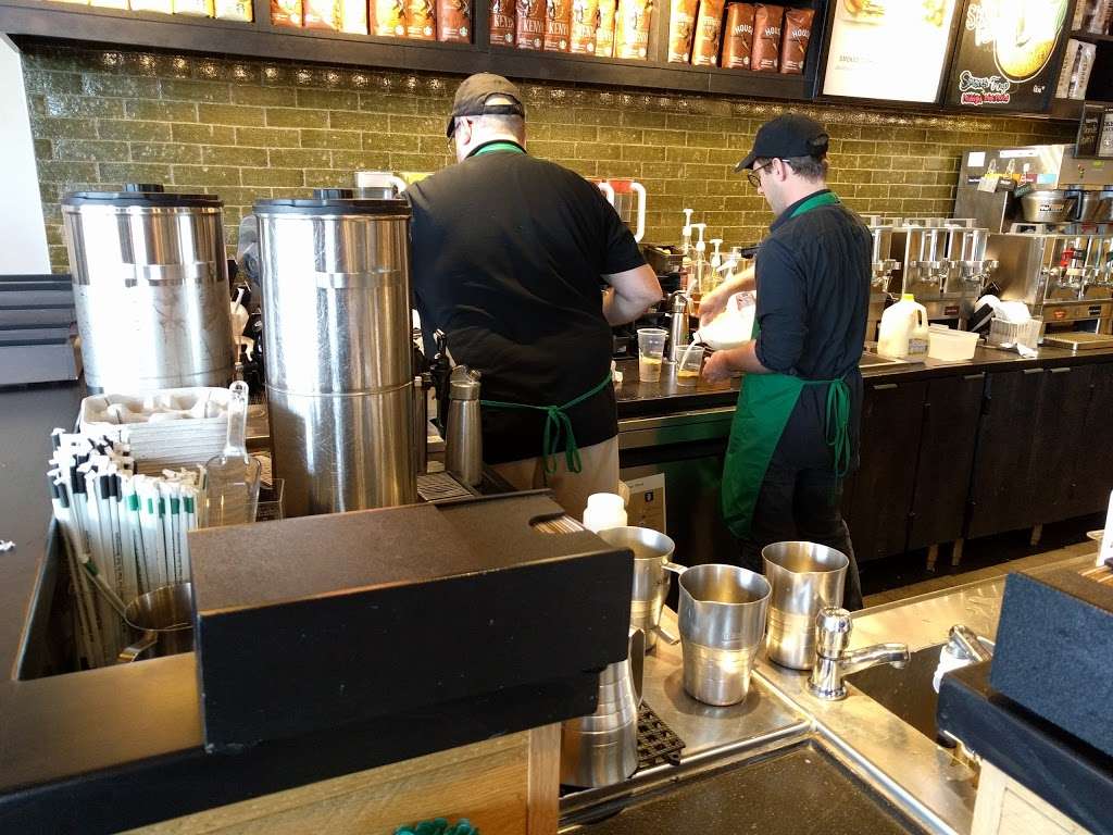 Starbucks | 2 E Ridge Pike, Conshohocken, PA 19428, USA | Phone: (610) 834-9324