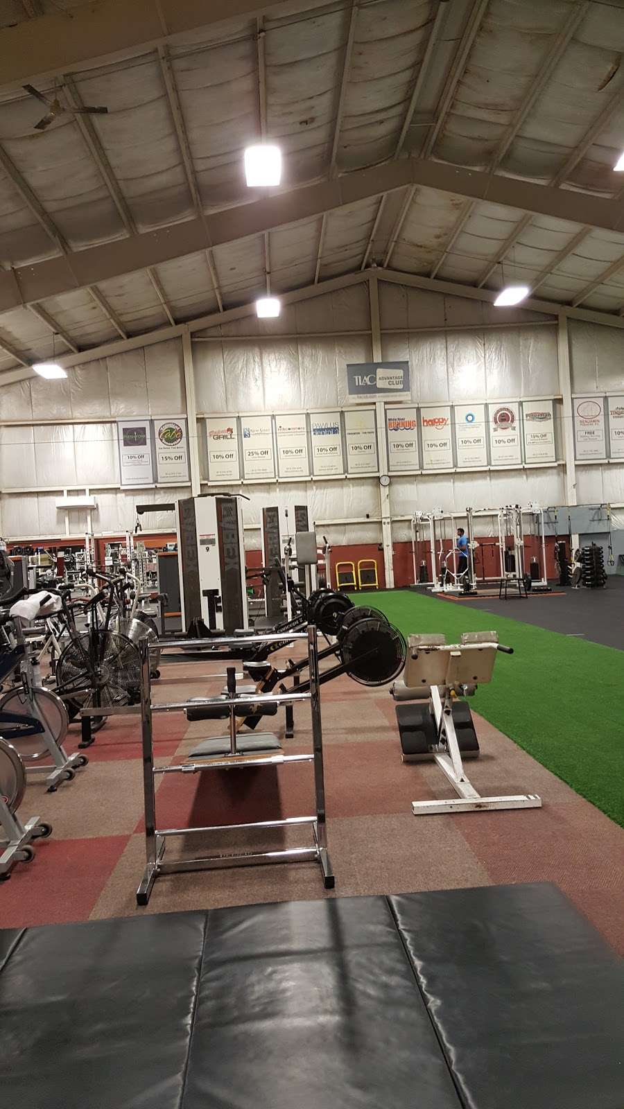 Tipton Lakes Athletic Club | 4000 W Goeller Blvd, Columbus, IN 47201, USA | Phone: (812) 342-4495