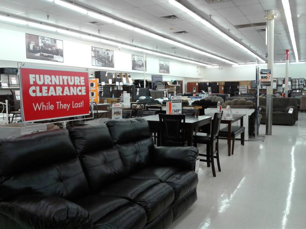 Big Lots | 3718 Battleground Ave, Greensboro, NC 27410, USA | Phone: (336) 286-9772