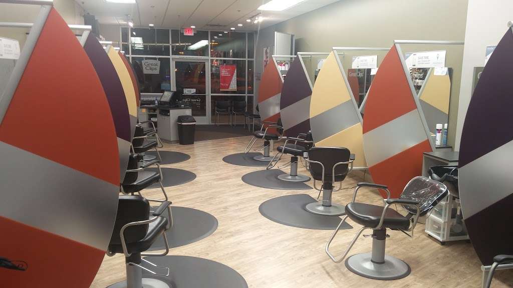 Great Clips | 1820 N Perris Blvd #40, Perris, CA 92571, USA | Phone: (951) 940-1704