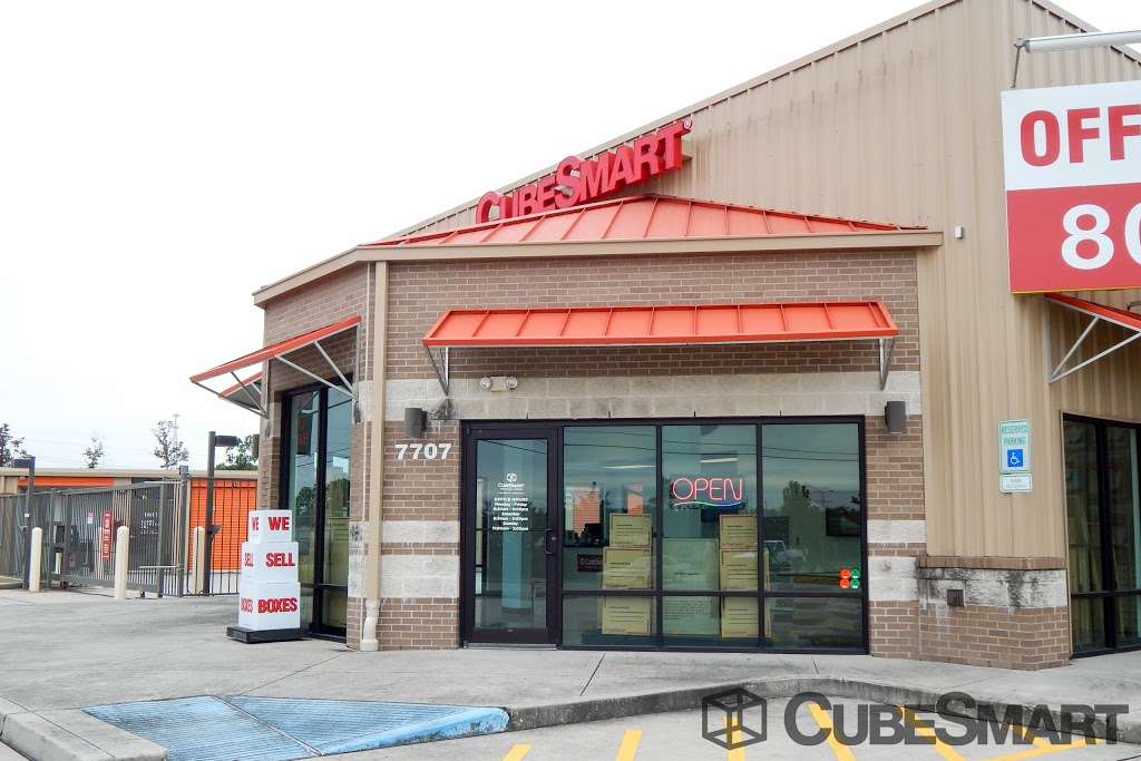 CubeSmart Self Storage | 7707 N Sam Houston Pkwy E, Humble, TX 77396, USA | Phone: (281) 913-4736