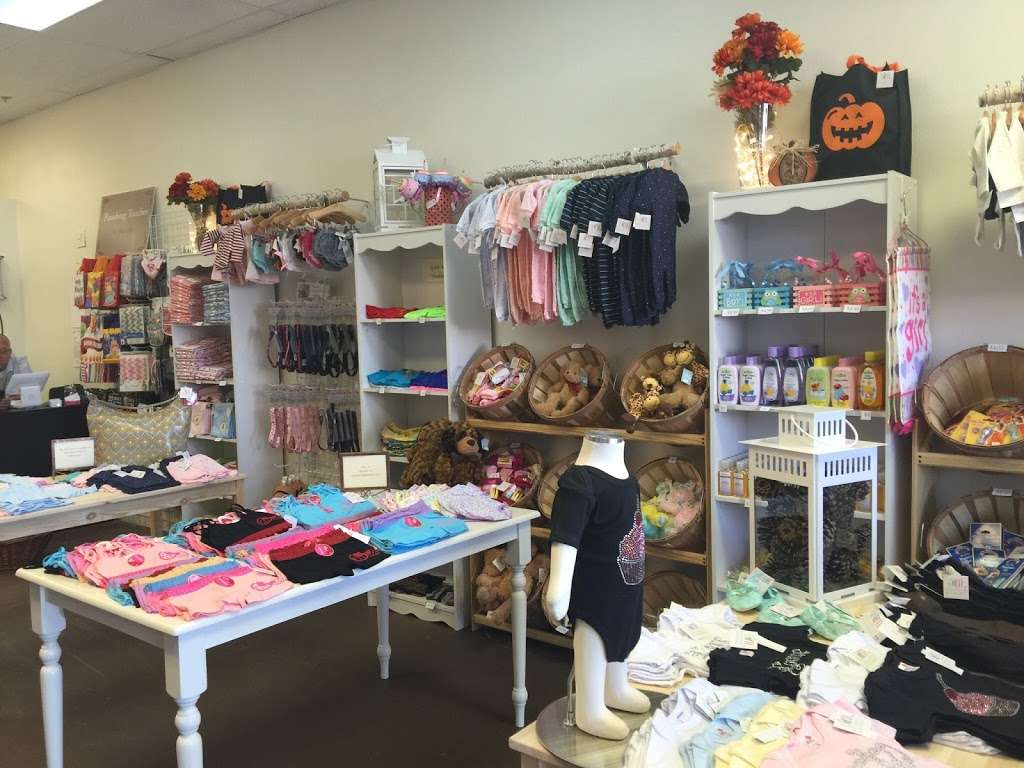 D&M Childrens Boutique | 55 S Gibson Rd #109, Henderson, NV 89012, USA | Phone: (402) 639-7774