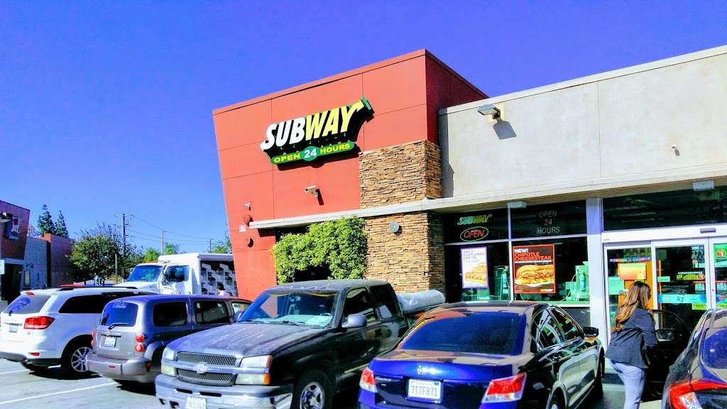 Subway Restaurants | 5720 Sycamore Canyon Blvd, Riverside, CA 92507 | Phone: (951) 328-9998