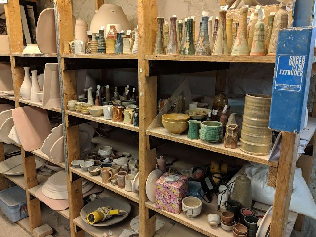 Glenfiddich Farm Pottery | 17642 Canby Rd, Leesburg, VA 20175 | Phone: (703) 201-0977